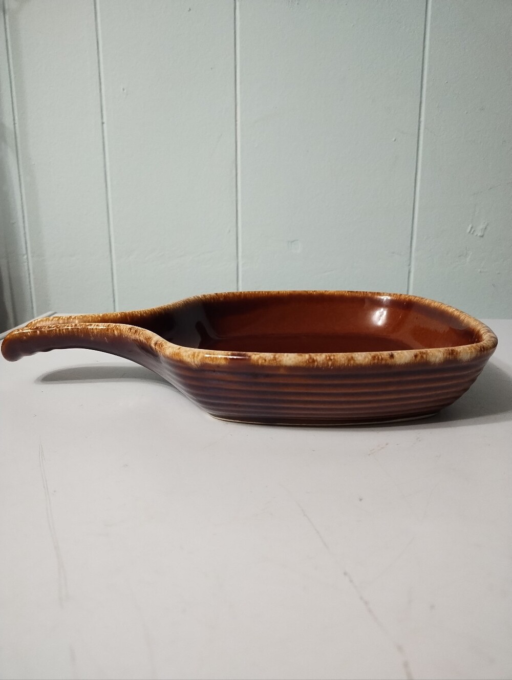 Vintage Hull Brown Drip Glaze Ceramic Skillet Serving Dish with Handle